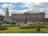 Buckingham Palace - St James Park